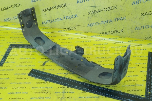 Кронштейн Toyota Dyna, Toyoace B Кронштейн B 1990  33671-36080