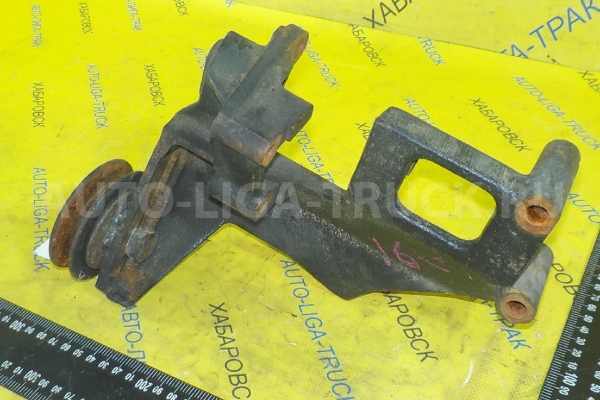 Кронштейн Toyota Dyna, Toyoace S05C Кронштейн S05C 2002  88345-37020