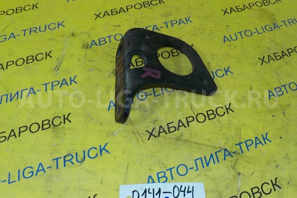 Кронштейн Toyota Dyna, Toyoace S05C Кронштейн S05C   51963-37030