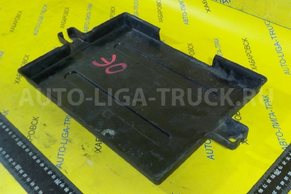 Крышка АКБ Isuzu Elf Крышка АКБ    8-97120-747-0