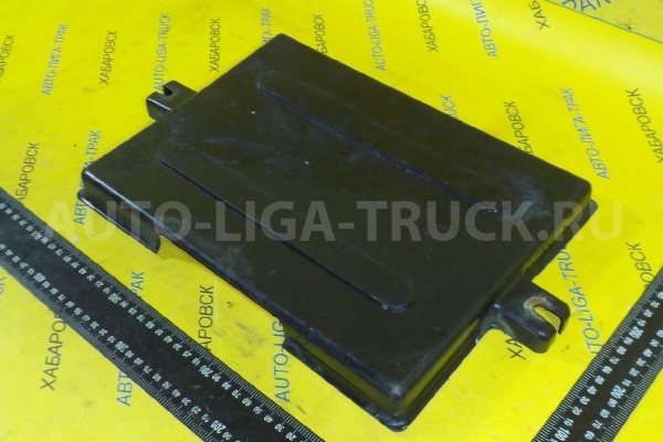 Крышка АКБ Isuzu Elf Крышка АКБ    8-97120-747-0