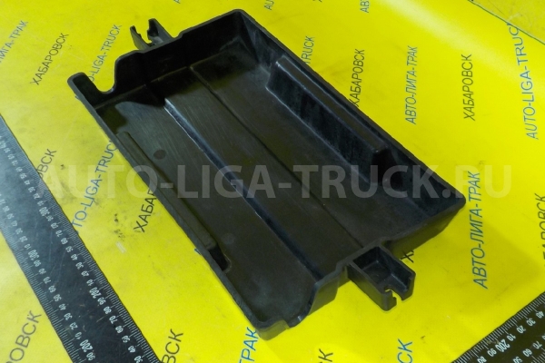 Крышка АКБ Isuzu Elf 4JB1 Крышка АКБ 4JB1 1993 8-94108-315-0 Крышка АКБ Isuzu Elf 4JB1 Крышка АКБ 4JB1 1993 8-94108-315-0