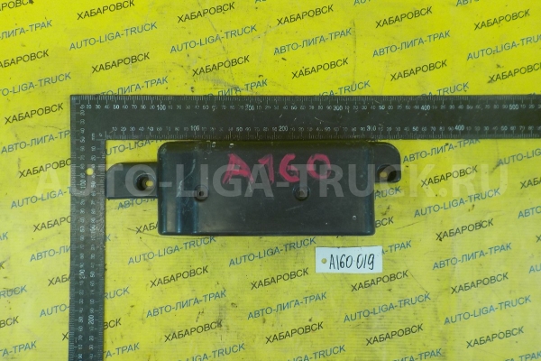 Крышка Nissan Atlas QD32 Крышка QD32 1998  272860T110