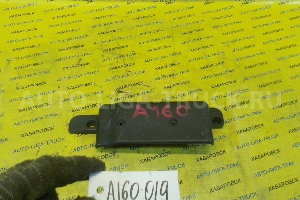 Крышка Nissan Atlas QD32 Крышка QD32 1998  272860T110