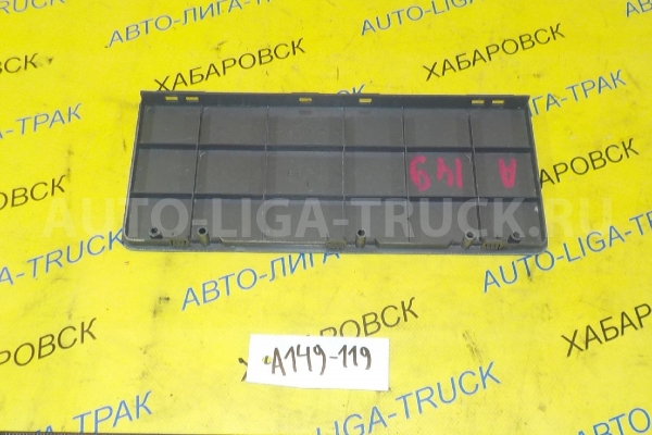 Крышка Nissan Atlas TD27 Крышка TD27 1993  68410-0T000