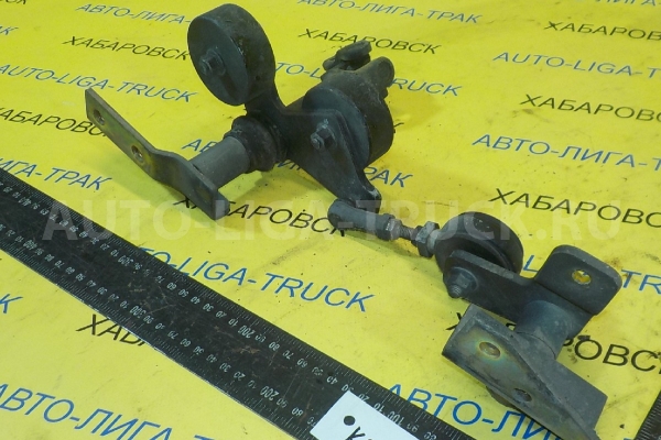 Кулиса Mitsubishi Canter 4M40 Кулиса 4M40 2000 ME697700 Кулиса Mitsubishi Canter 4M40 Кулиса 4M40 2000 ME697700