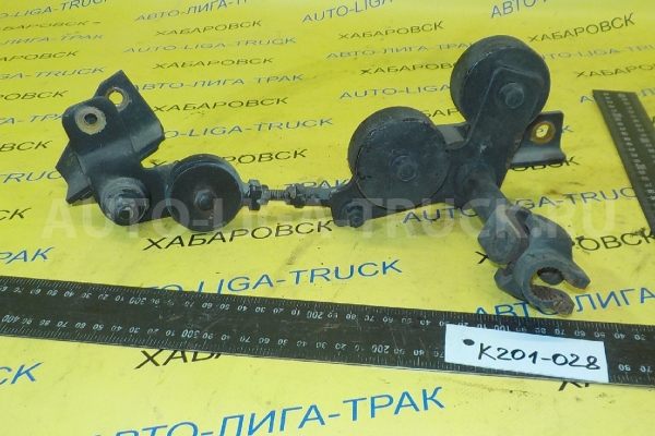 Кулиса Mitsubishi Canter 4M40 Кулиса 4M40 2000 ME697700 Кулиса Mitsubishi Canter 4M40 Кулиса 4M40 2000 ME697700