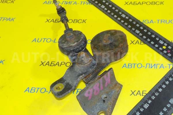 Кулиса Mitsubishi Canter 4M40 Кулиса 4M40 2003 ME697472 Кулиса Mitsubishi Canter 4M40 Кулиса 4M40 2003 ME697472