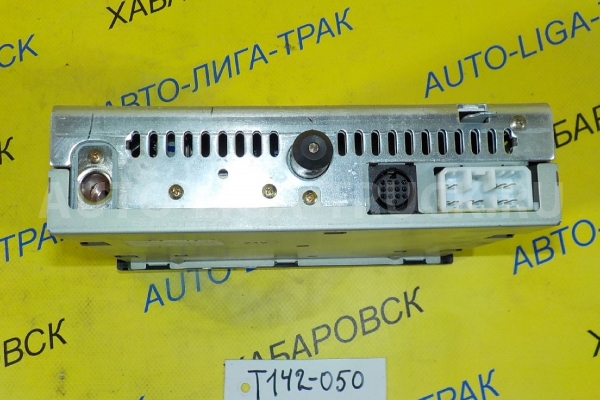 Магнитола Mazda Titan 4HG1 Магнитола 4HG1 2000  W611-669S0