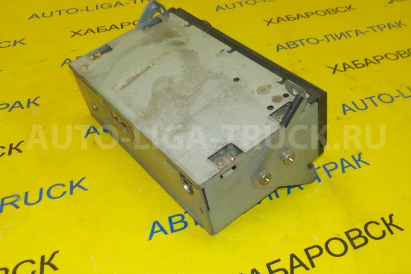 Магнитола Mitsubishi Canter 4D32 Магнитола 4D32 1990  MC134242