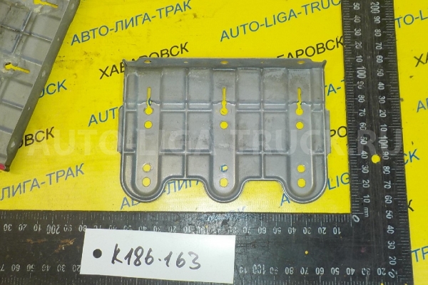 Магнитола Mitsubishi Canter 4M40 Магнитола 4M40 2003  MK405157