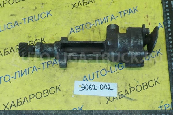 Маслонасос Isuzu Elf 4JB1 Маслонасос 4JB1 1990  8-94360-206-2