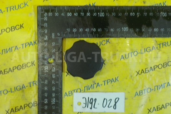 Маслозаливная пробка Isuzu Elf 4HF1 Маслозаливная крышка 4HF1 2001 8-94133-207-5 Маслозаливная пробка Isuzu Elf 4HF1 Маслозаливная крышка 4HF1 2001 8-94133-207-5
