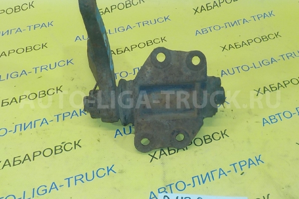 Маятник Nissan Atlas TD27 Маятник TD27 1995  48660-22T00