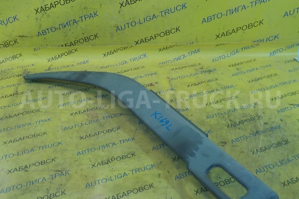 Молдинг Mitsubishi Canter 4M51 Молдинг 4M51 2000  MC139879