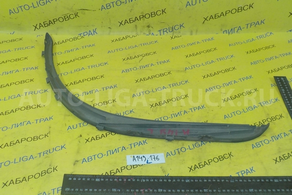 Молдинг Nissan Atlas TD27 Молдинг TD27 1993 63833-0T102 Молдинг Nissan Atlas TD27 Молдинг TD27 1993 63833-0T102