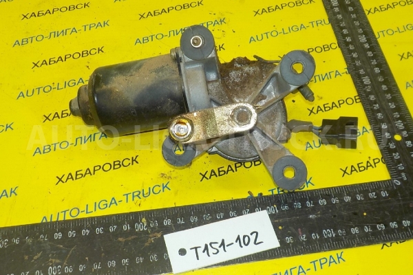 Мотор дворников Mazda Titan НА Мотор дворников  1990  W204-67-340A