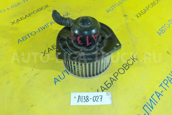 Мотор печки Nissan Atlas QD32 Мотор печки QD32 2001  27220-0T400