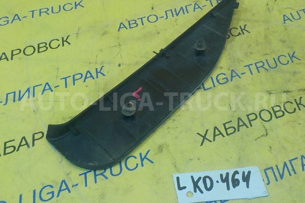 Накладка двери Mitsubishi Canter Накладка двери    MB394662