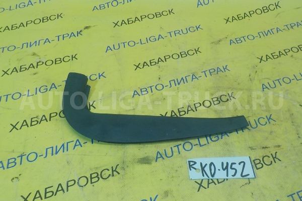 Накладка двери Mitsubishi Canter Накладка двери MC146086 Накладка двери Mitsubishi Canter Накладка двери MC146086
