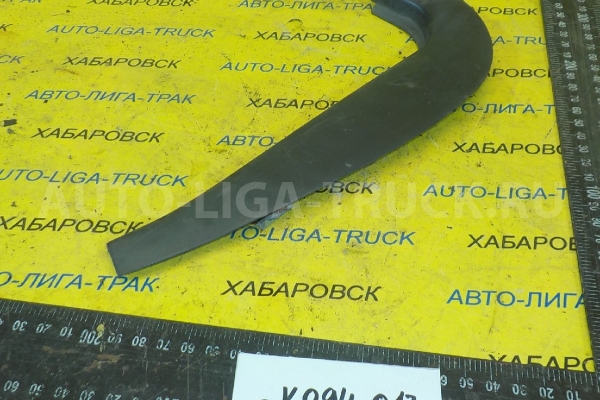 Накладка двери Mitsubishi Canter 4M40 Накладка двери 4M40 1994 MC142743 Накладка двери Mitsubishi Canter 4M40 Накладка двери 4M40 1994 MC142743