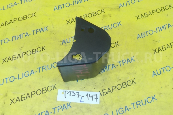 накладка на стойку зеркала Mazda Titan 4HF1 накладка на стойку зеркала 4HF1 1998  W74P-69-187