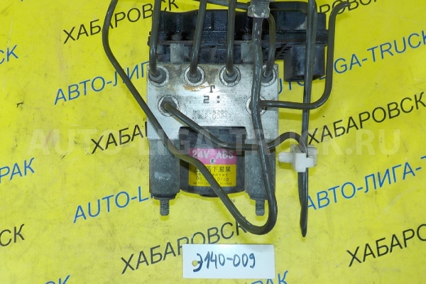 Насос ABS Isuzu Elf 4HL1 Насос ABS 4HL1 2004  8-97308-290-4