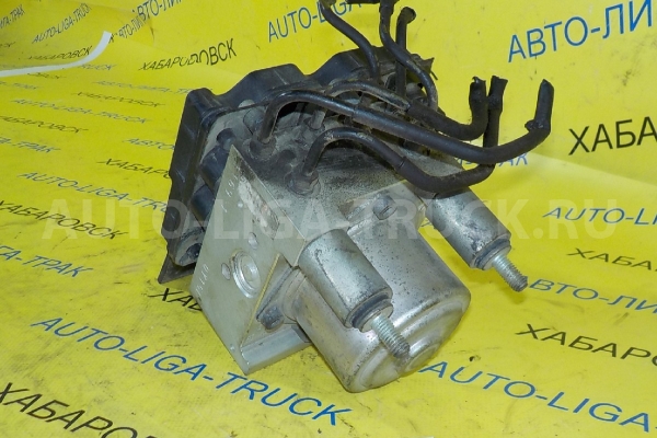 Насос ABS Mitsubishi Canter 4M51 Насос ABS 4M51 2002  MK429884