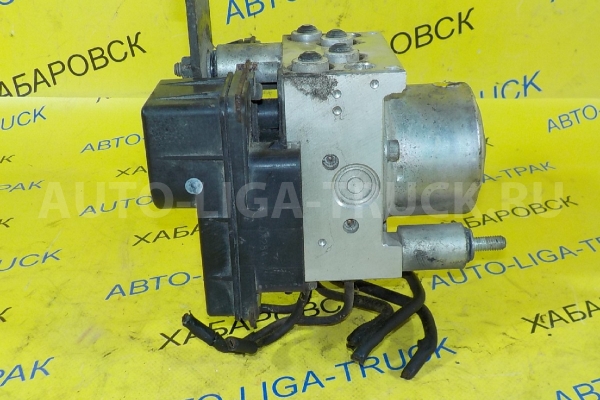 Насос ABS Mitsubishi Canter 4M51 Насос ABS 4M51 2002  MK429884