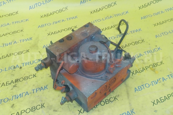 Насос ABS Mitsubishi Canter 4M51 Насос ABS 4M51 2000  MK326954