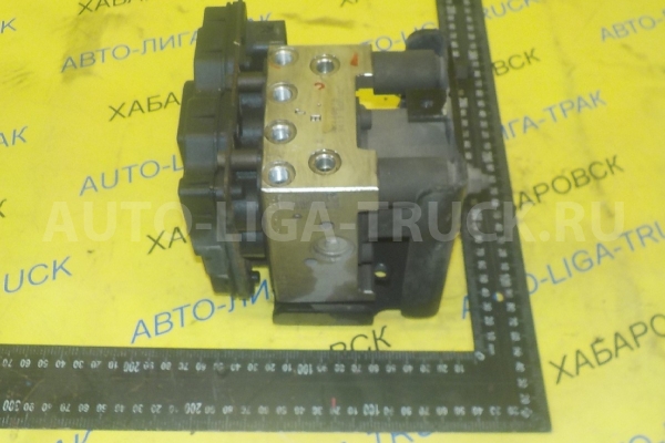 Насос ABS Mitsubishi Canter 4M51 Насос ABS 4M51 2003  MK429884