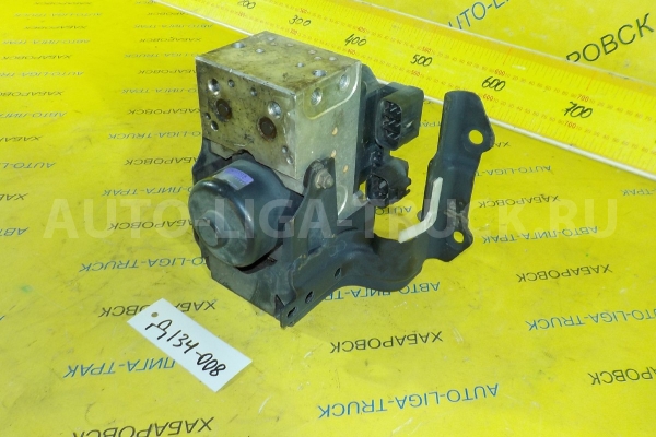 Насос ABS Toyota Dyna, Toyoace S05C Насос ABS S05C 2001  44540-37010