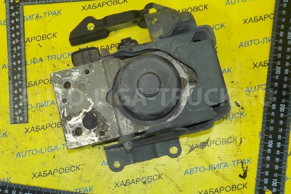 Насос ABS Toyota Dyna, Toyoace S05D Насос ABS S05D 2002  44540-37010