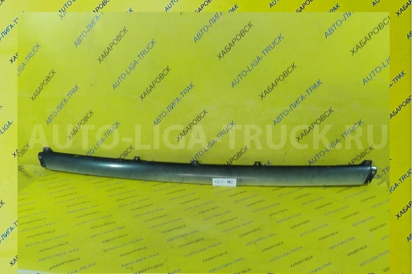 Планка над фарами Toyota Dyna, Toyoace  ОБЛИЦОВКА КАБИНЫ S05D 2002  53928-37020