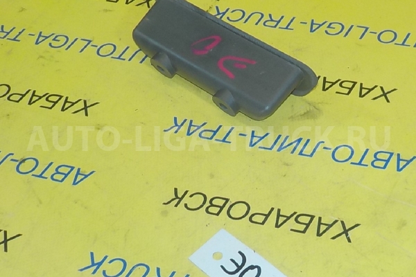Обшивка двери Isuzu Elf Обшивка двери    8-97852-669-3