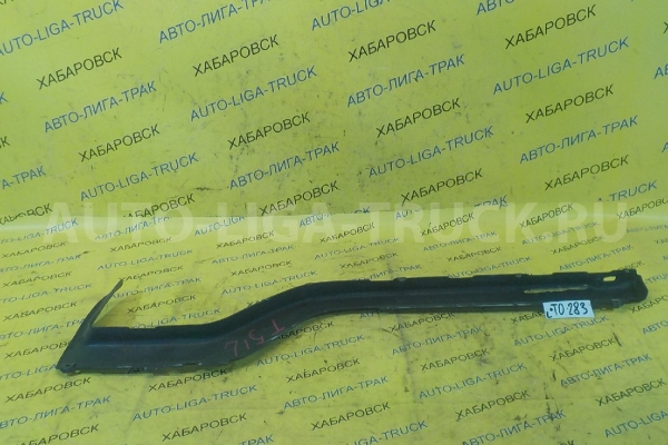 Обшивка двери Mazda Titan Обшивка двери    W201-68-461