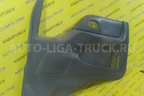Обшивка двери Mazda Titan WL Обшивка двери WL 2002  W631-68-420E