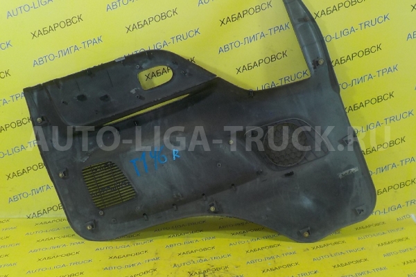 Обшивка двери Mazda Titan WL Обшивка двери WL 2002  W631-68-420E