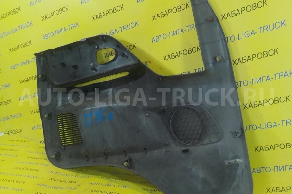 Обшивка двери Mazda Titan WL Обшивка двери WL 2002  W631-68-420E