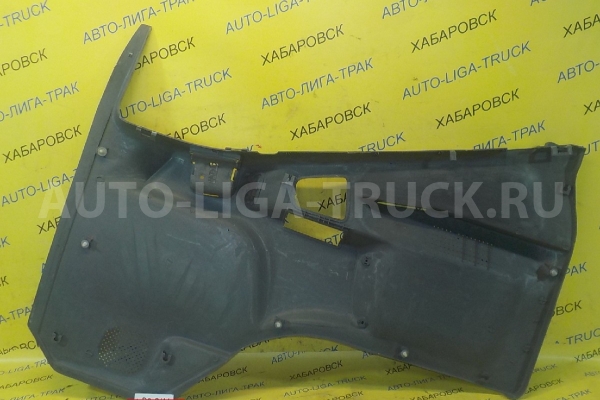 Обшивка двери Mitsubishi Canter Обшивка двери    MC142736