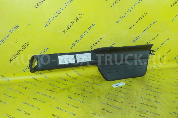 Обшивка Isuzu Elf Обшивка    8-97856-660-3