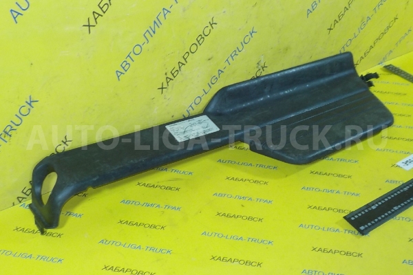 Обшивка Isuzu Elf Обшивка    8-97856-660-3