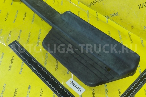 Обшивка Isuzu Elf 4HF1 Обшивка 4HF1 1995  8-97856-660-3