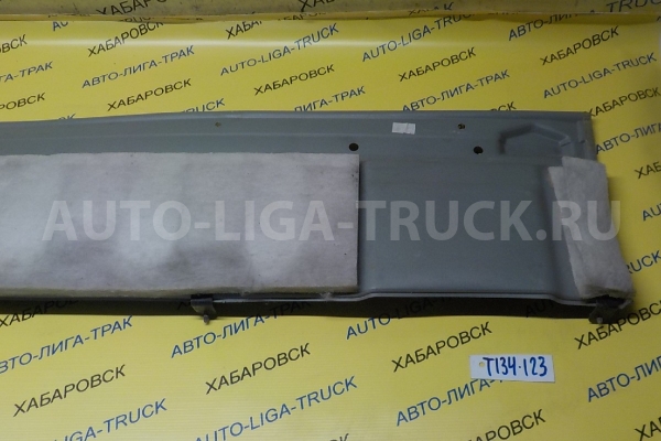 Обшивка Mazda Titan 4HF1 Обшивка 4HF1 2001  W631-68-651