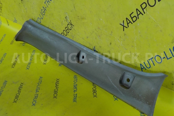 Обшивка Mazda Titan VL Обшивка 2002 W620-68-170 Обшивка Mazda Titan VL Обшивка 2002 W620-68-170