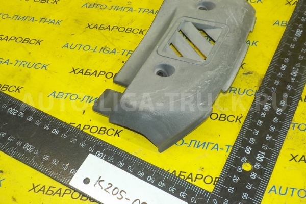 Обшивка Mitsubishi Canter 4D32 Обшивка 4D32 1990  MB392720