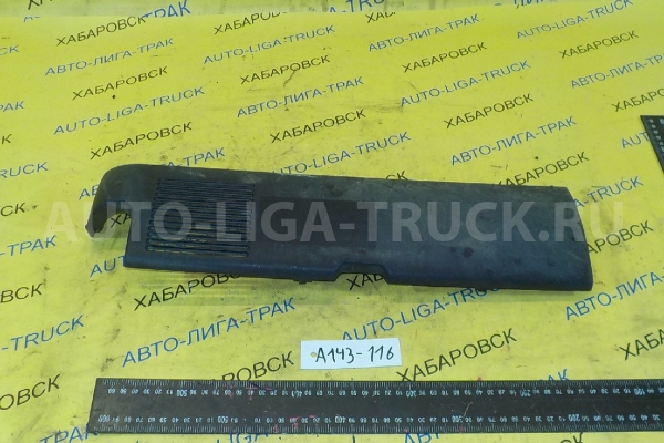 Обшивка Nissan Atlas QD32 Обшивка QD32 1999  68920-0T001