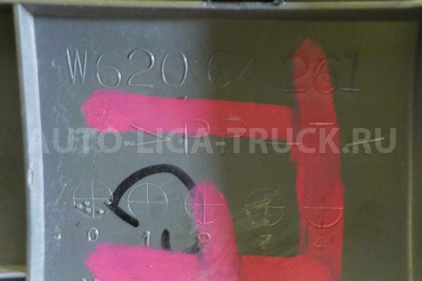 Обшивка, панель салона Mazda Titan 4HG1 Обшивка, панель салона 4HG1 2000  W620-64-261