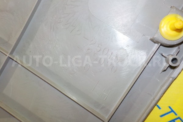 Обшивка Toyota Dyna, Toyoace 15B Обшивка 15B 62572-25010 Обшивка Toyota Dyna, Toyoace 15B Обшивка 15B 62572-25010