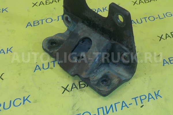 ОПОРА ДВС Mitsubishi Canter 4D33 ОПОРА ДВС 4D33 1999  ME017630